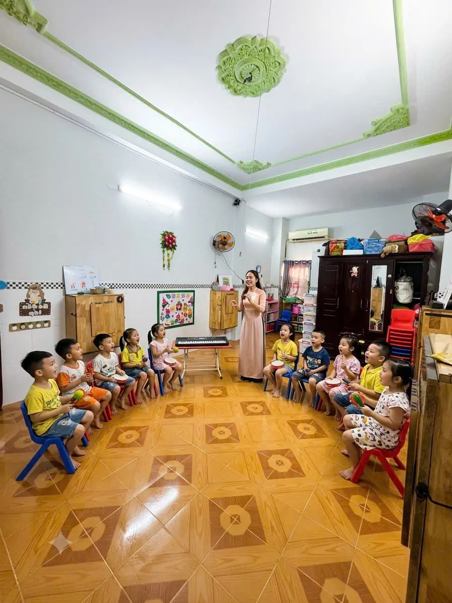 LỚP MẦM NON ÚT CƯNG